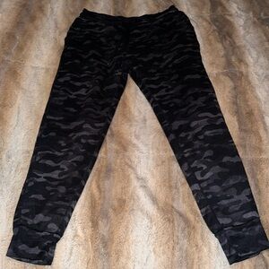 Women’s Size Med. Members Mark Sherpa Lined Jogger